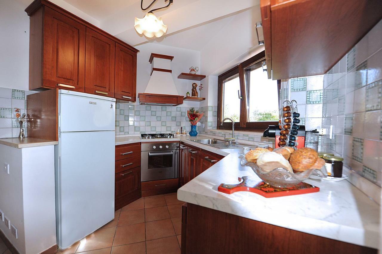 A Casa Di Galdino E Vittorianna Apartment L'Aquila Bagian luar foto
